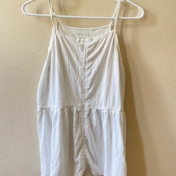 American Eagle detailed white tank top. Size M - Picture 1 of 3